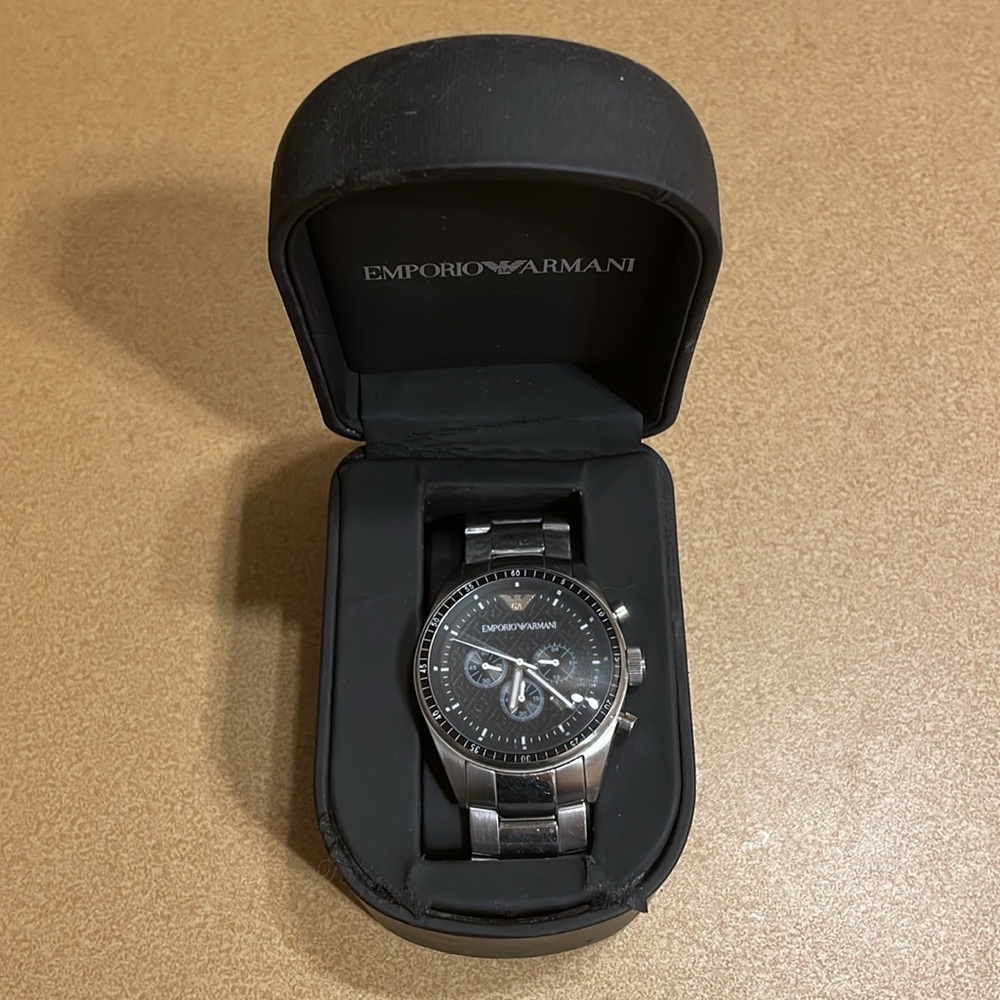 🇮🇹 Emporio Armani AR-0585 Solid Stainless Steel Watch with Box